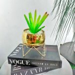 Serafina Gold Vase - Image 2