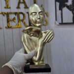 Hugs Figurines - Image 2